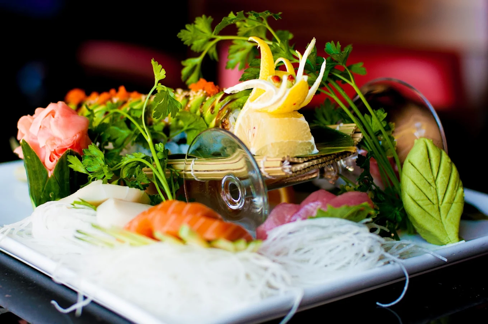 Yurihana Sushi Bar And Pan - Asian Cuisine