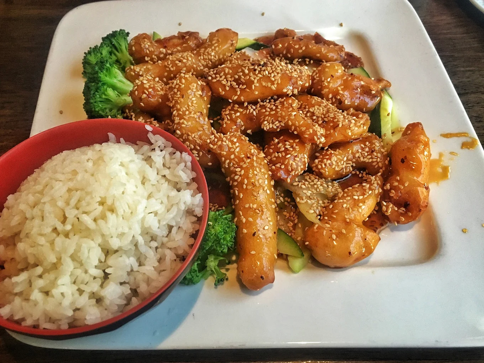 Ooka Sushi & Asian Cuisine