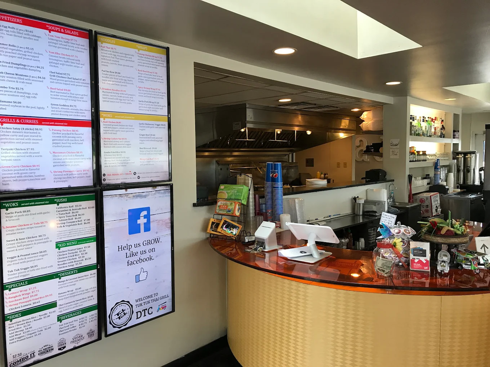Tuk Tuk Thai Grill